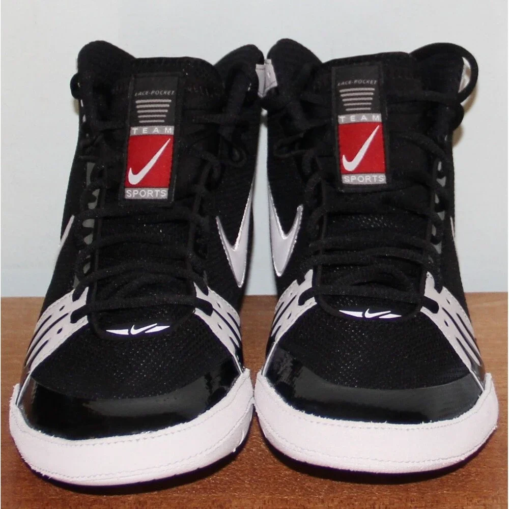 Nike Freek Wrestling Shoes Mens 10.5 Black White